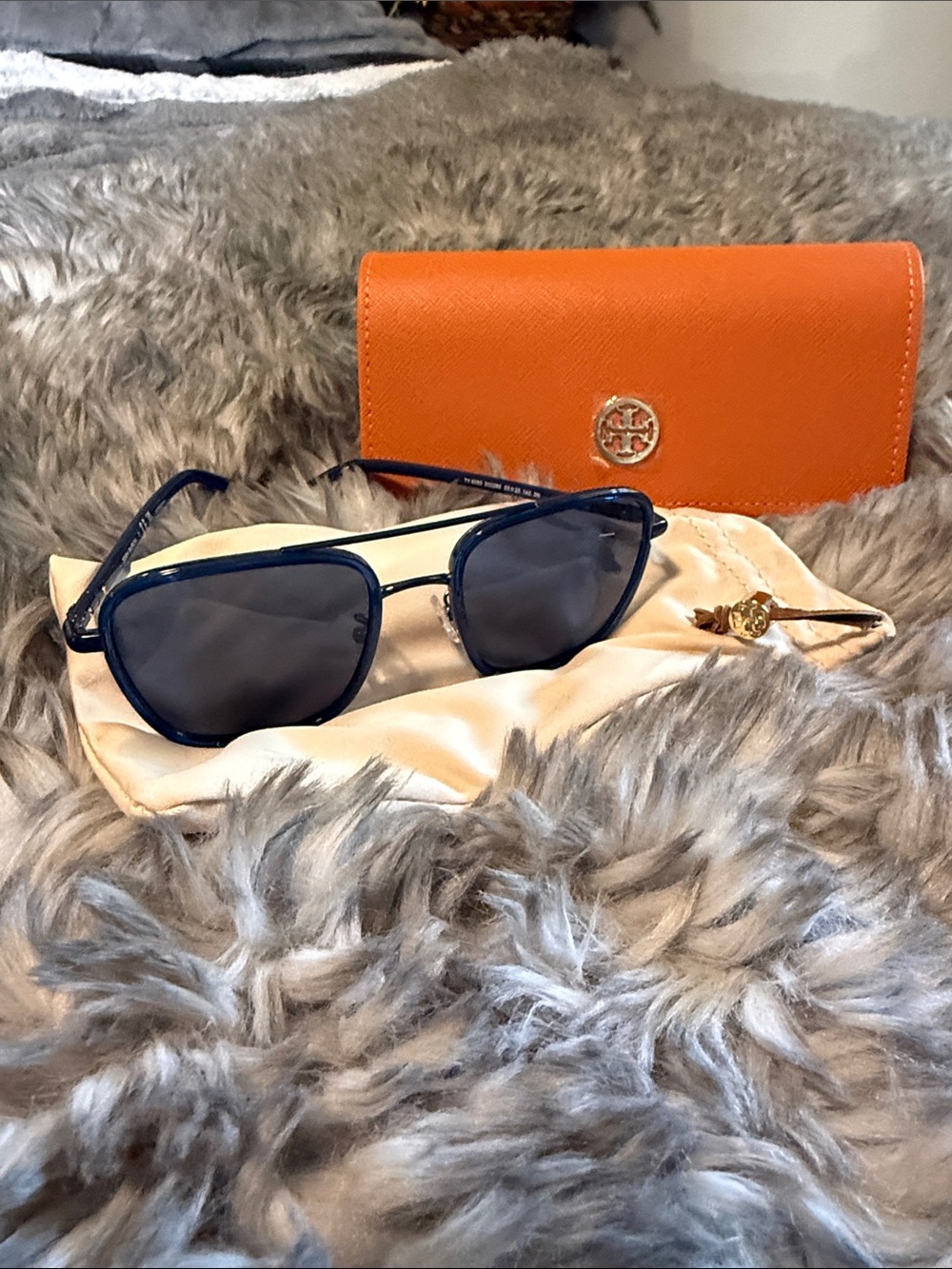 Tory Burch Navy Blue Aviator Sunglasses with Orange Logo Case
